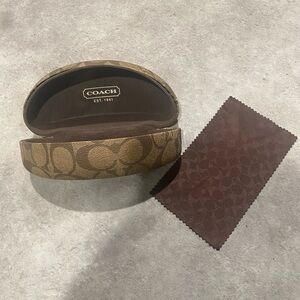 Coach glasses hard case holder and cleaning cloth‎